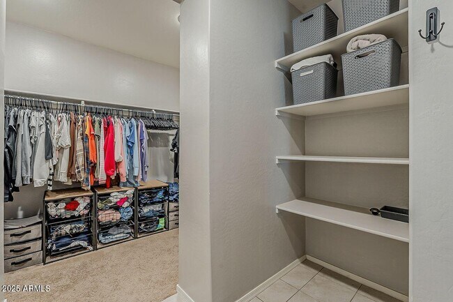 Building Photo - 8721 S 253rd Dr