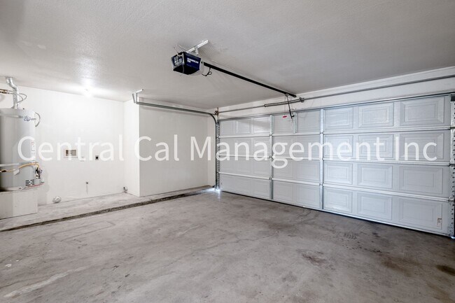 Building Photo - 8404 Laborough Dr