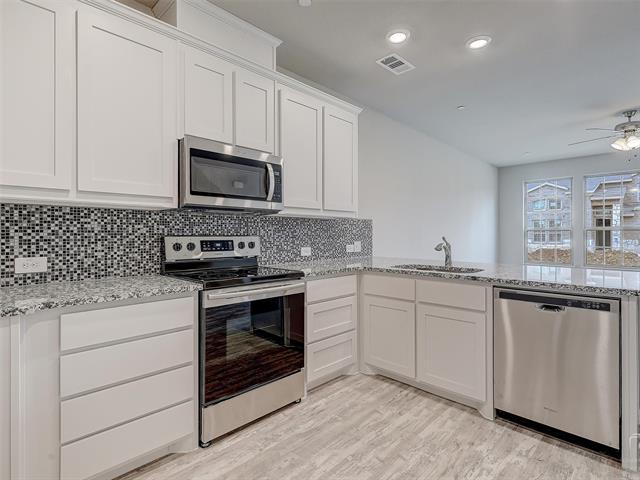 Building Photo - 3337 Solana Cir