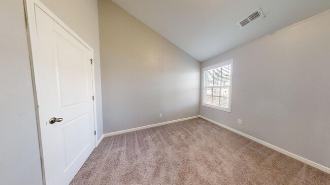 Building Photo - 979 W Richland Cir