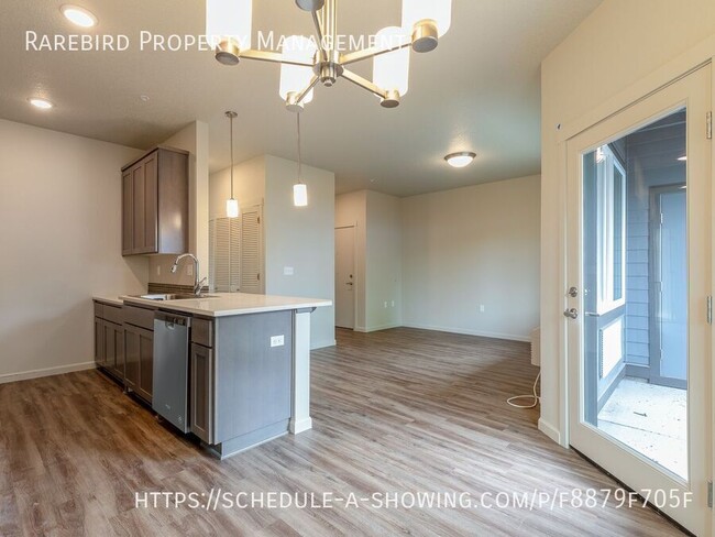 Building Photo - $1000 OFF SPECIAL! 2 Bed / 2 Bath in Beave...