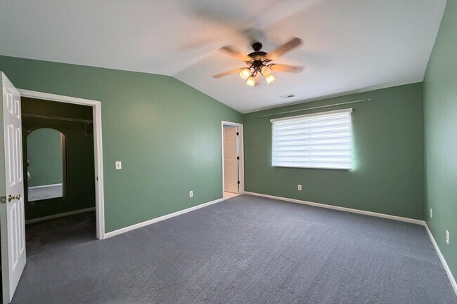 Building Photo - 30783 Hidden Pines Ln
