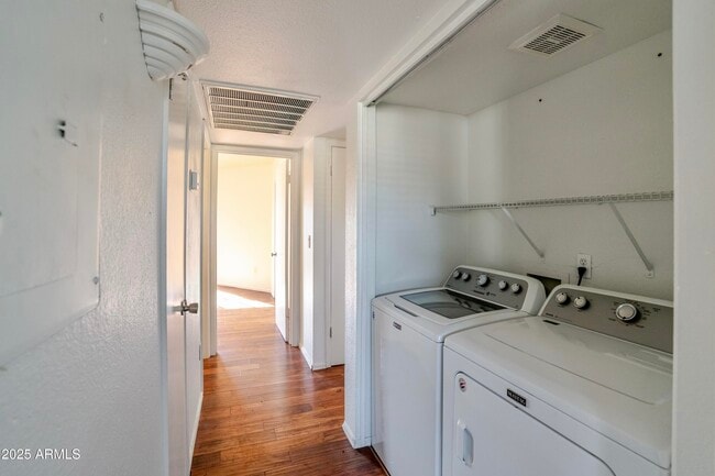 Building Photo - 11640 N 51st Ave