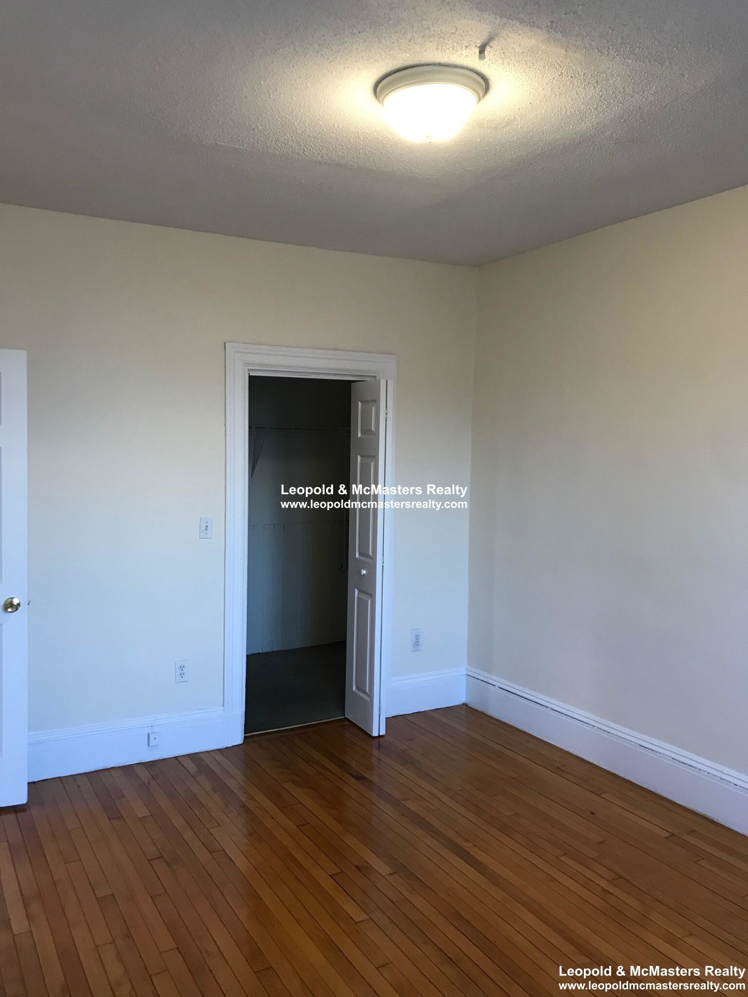 Building Photo - 439 Cambridge St