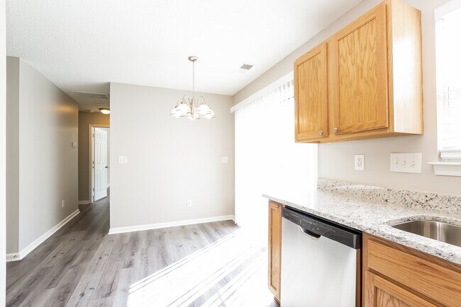 Building Photo - 2822 Brittni Dayle Dr