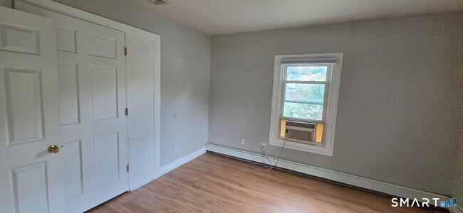 Building Photo - 43 Ramsdell St