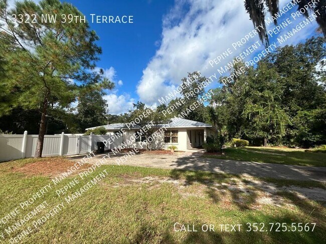 Building Photo - 3322 NW 39th Ter