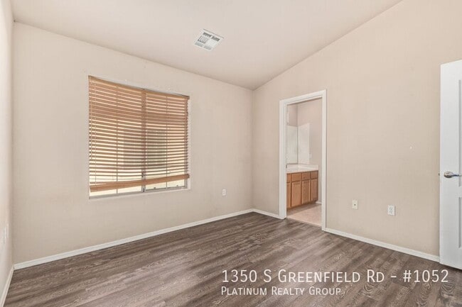 Building Photo - 1350 S Greenfield Rd