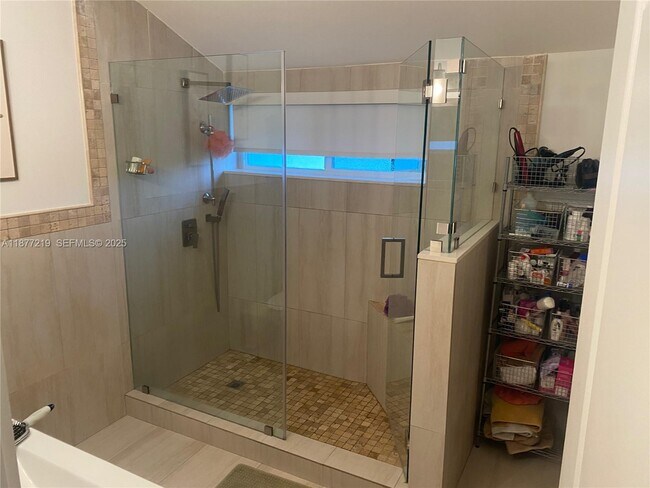 Building Photo - 9203 SW 136th Terrace