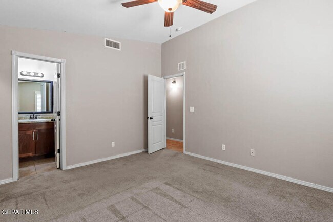 Building Photo - 7000 Long Meadow Dr