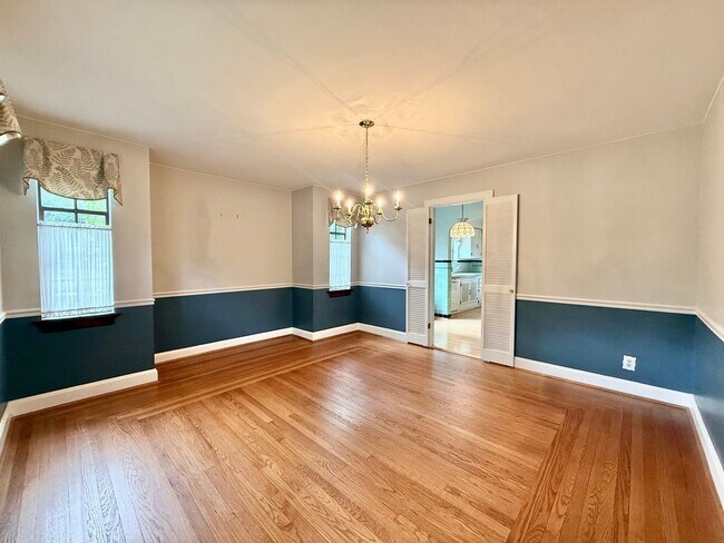 Building Photo - 6491 Ridge Ave