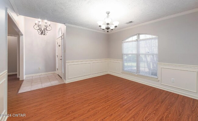 Building Photo - 70 Richfield Cove