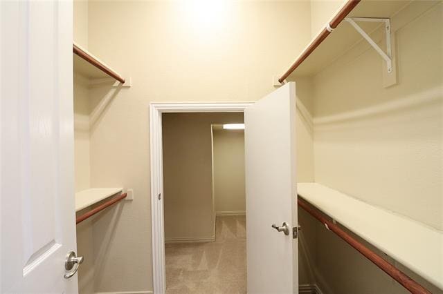 Building Photo - 2461 Embleton Dr