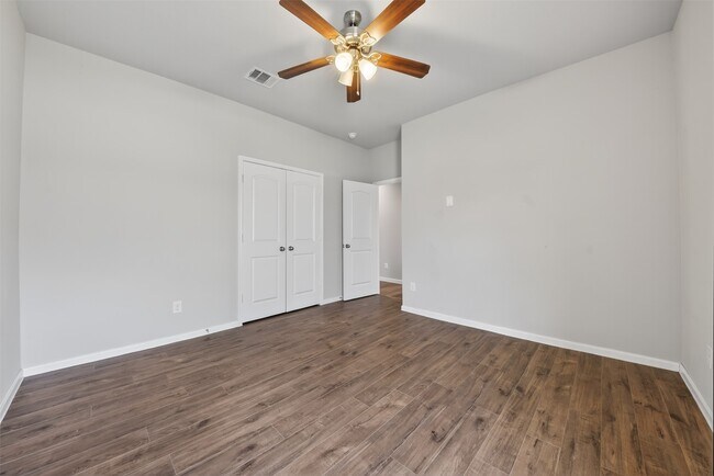 Building Photo - 18102 Humber River Ln