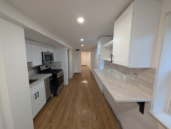 Building Photo - 3823 N Whipple St