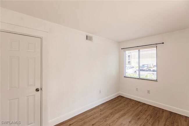 Building Photo - 3120 Seasons Way