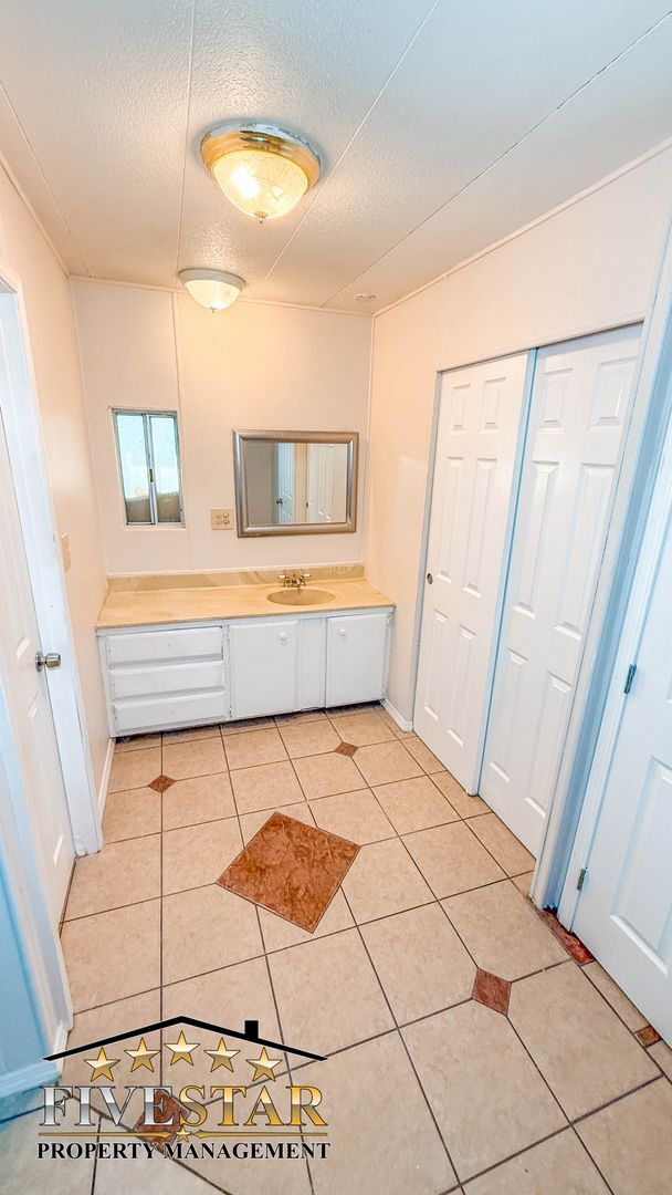 Building Photo - 1500 Pacheco Rd