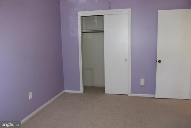 Building Photo - 11724 Lone Tree Ct