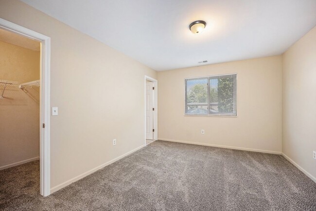 Building Photo - 30685 Hidden Pines Ln