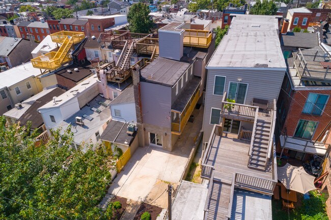 Building Photo - 209 S Washington St