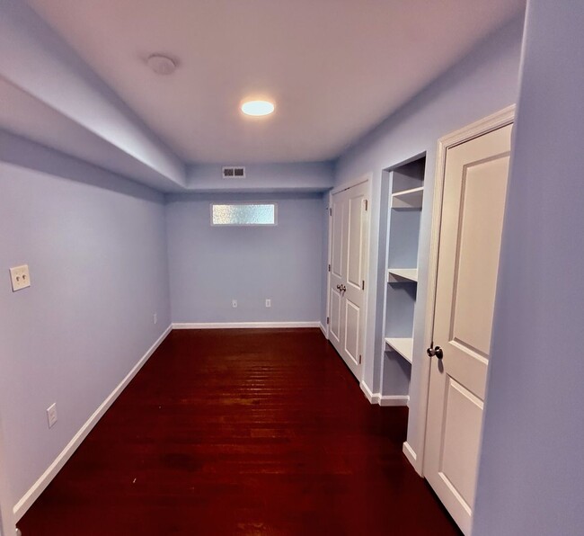 Building Photo - 2+ BED/1.5 BA Solid HOUSE in great East Passyunk/LOMO location w/ Central AC-HARDWOOD Flooring-WA...