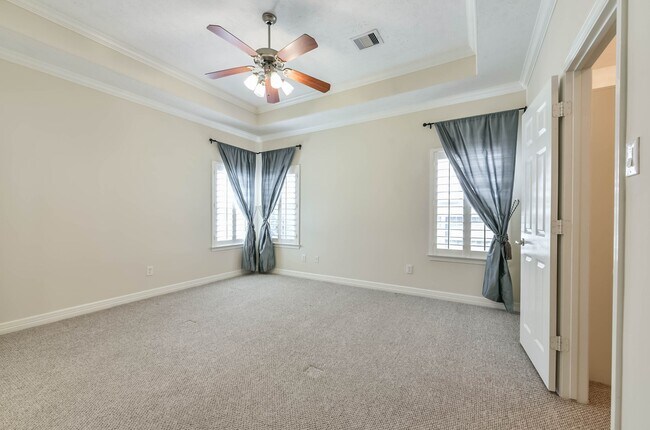 Building Photo - 12438 Golden Thistle