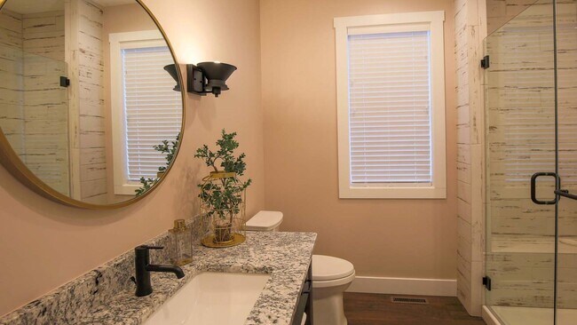 Building Photo - 230 Leeward Way