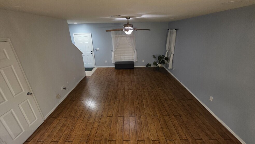 Building Photo - 4630 Chatterton Way