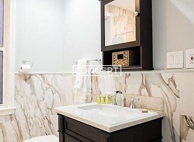 Building Photo - 7A Story St. Unit 2B