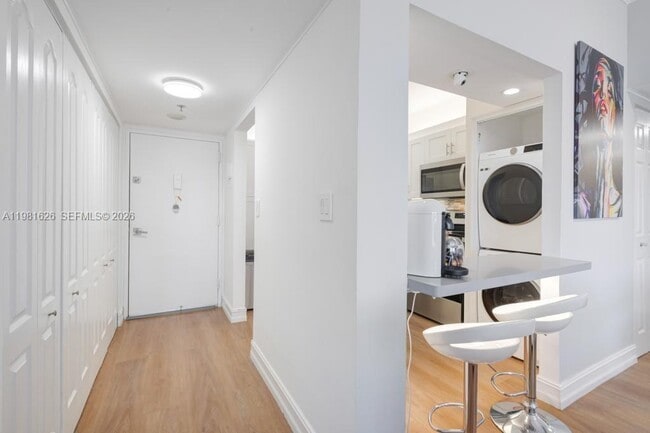 Building Photo - 20505 E Country Club Dr