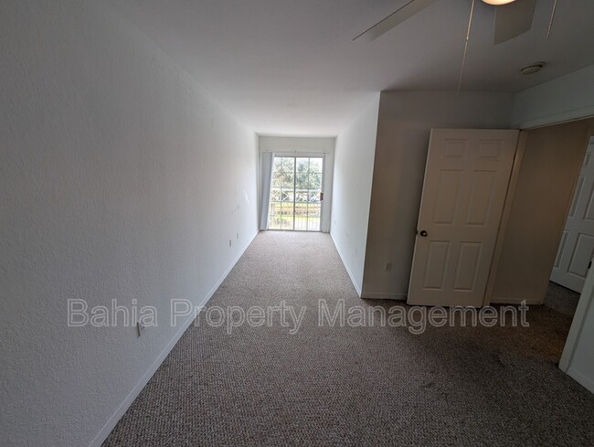 Building Photo - 10562 Windsor Lake Ct