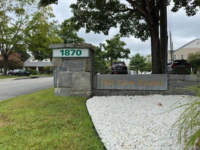 Building Photo - 1870 Baldwin Rd