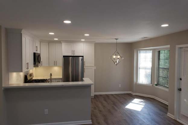 Building Photo - 25 Lear Ct