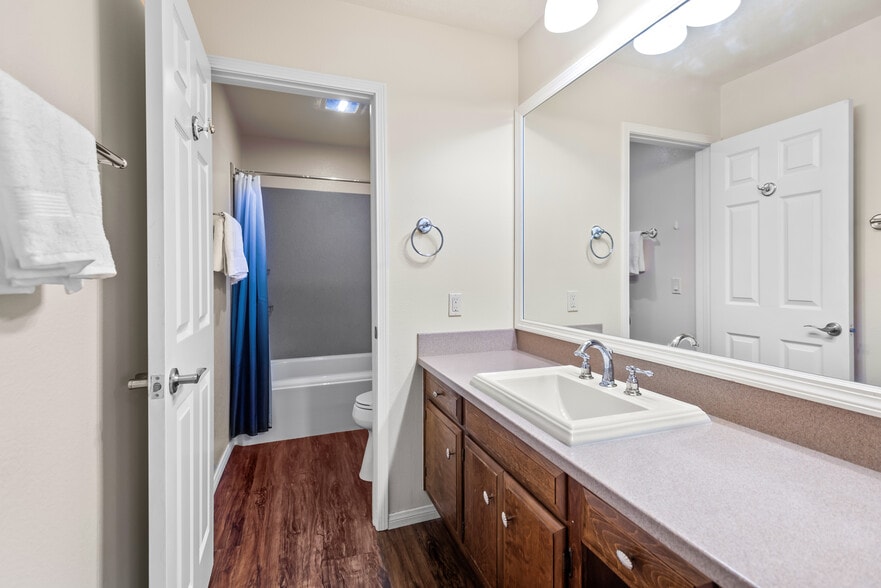 Building Photo - 8600 Tuscany Ave