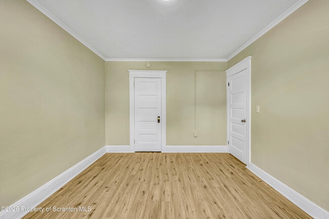 Building Photo - 529 Wheeler Ave