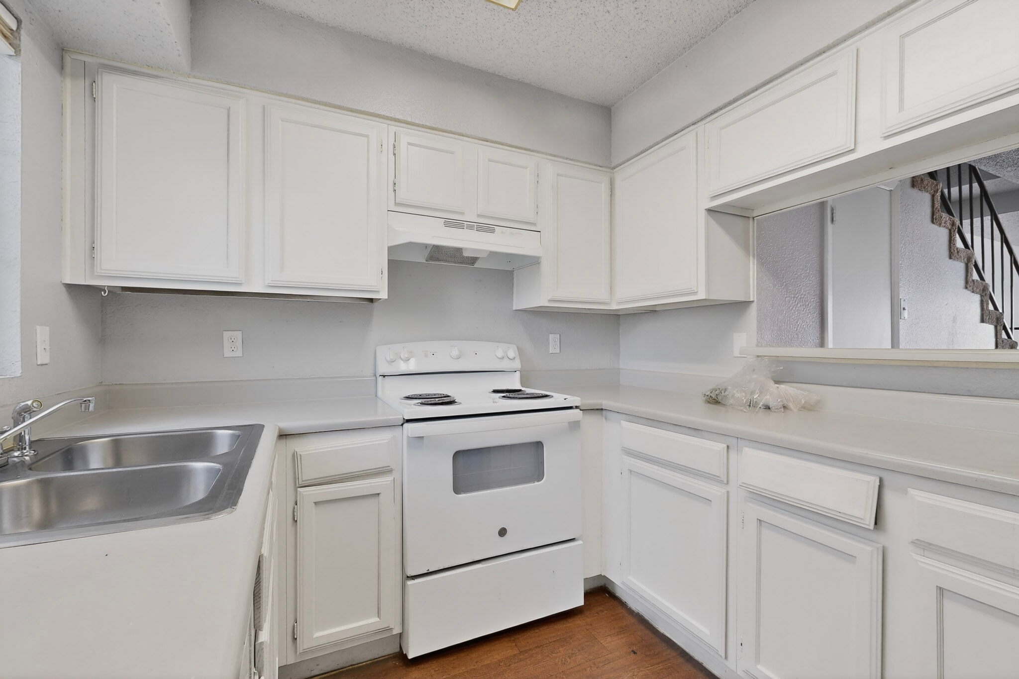 Building Photo - 9467 Olde Towne Row