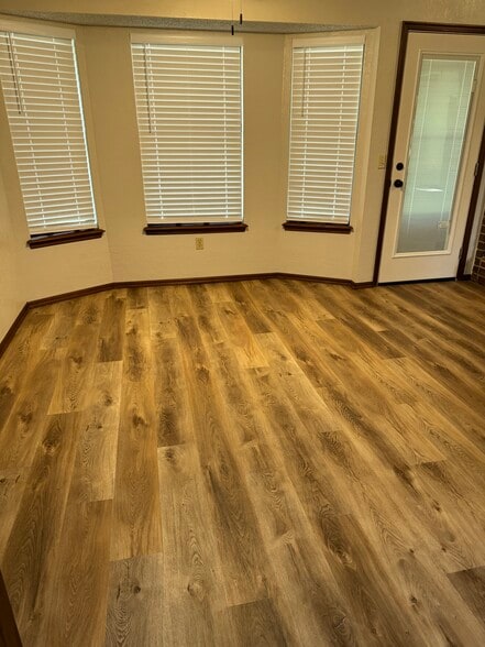 Dining Area - 505 Ramsey St