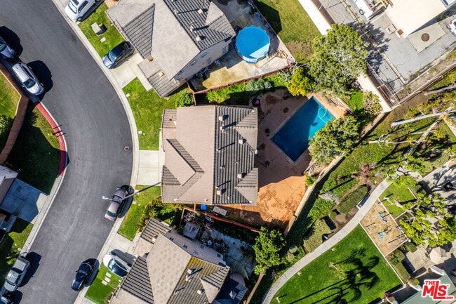 Building Photo - 13723 Rancho Ln