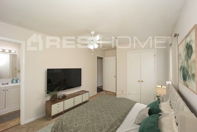 Building Photo - 6790 Gillis Ct