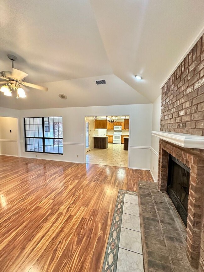 Building Photo - 3546 Cedar Ridge Ln