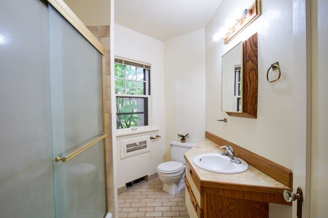 Building Photo - 1931 West Hills Two Bedroom Townhouse Available Soon!