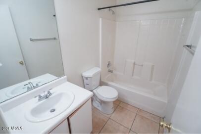 Building Photo - 2065 W 20th Ave