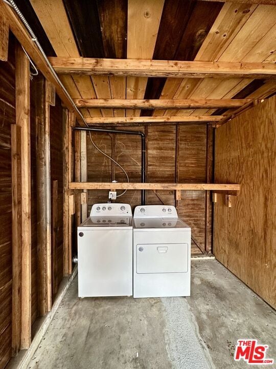 Building Photo - 523 1/2 W 56th St