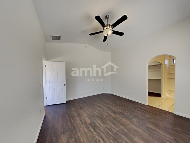 Building Photo - 13187 E Coyote Well Dr