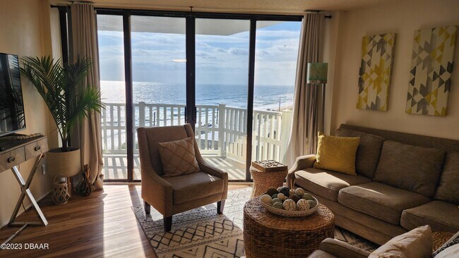 Building Photo - 3580 S Ocean Shore Blvd