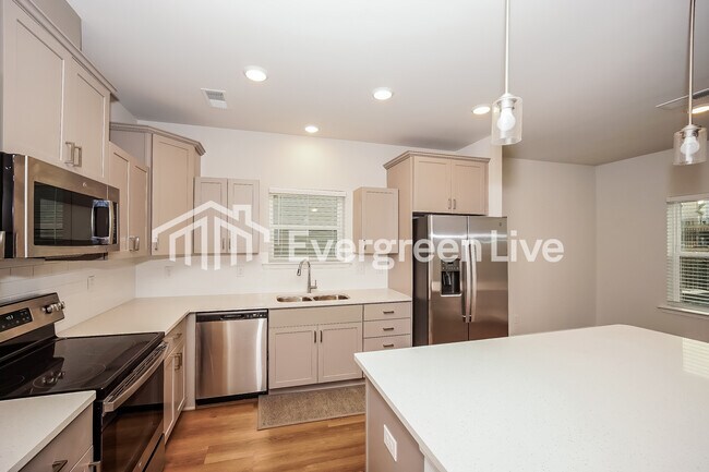 Building Photo - 8327 Bearling Wy