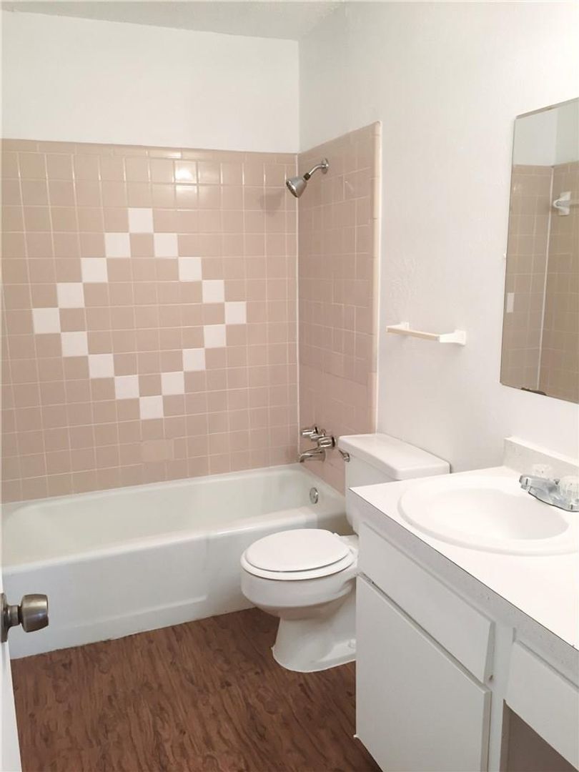 Building Photo - 6840 Margaret Dr