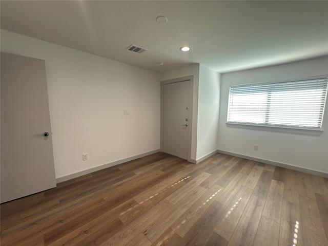 Building Photo - 4526 Munger Ave