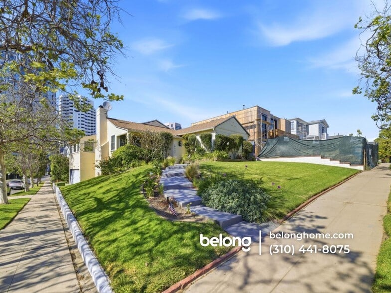 Building Photo - 10537 Rochester Ave