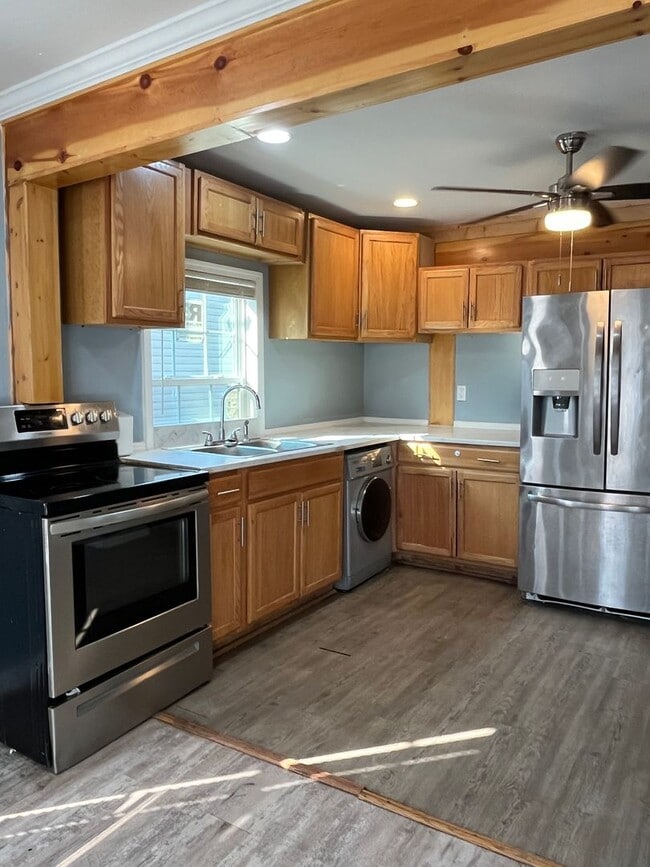 Building Photo - 2635 Royal St